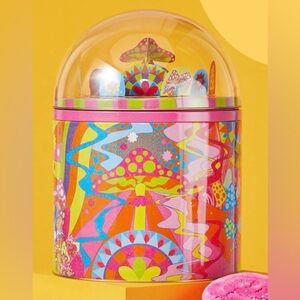 LUSH Snow Fairy’s Magical Wonderland Musical Tin